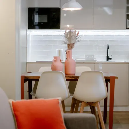 Babylon Popincourt Apartment *