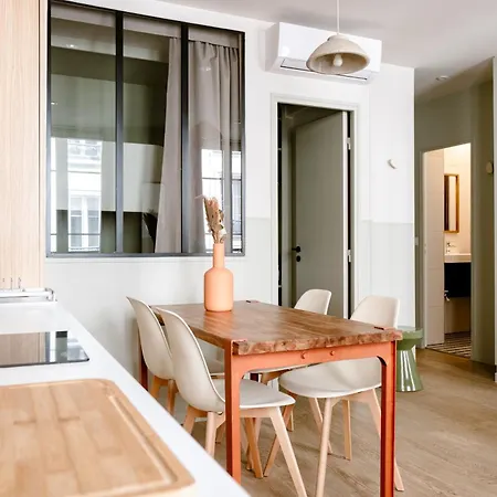 Apartment Babylon Popincourt