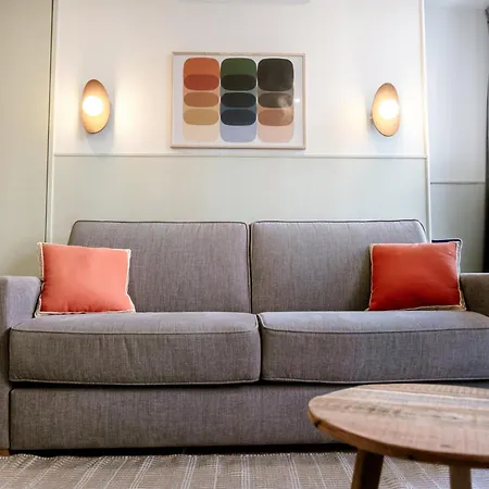 Babylon Popincourt Apartment *